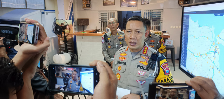 Polda Jatim Berhasil Tekan Laka Hingga 34 persen di Hari ke 11 Operasi Ketupat Semeru 2025