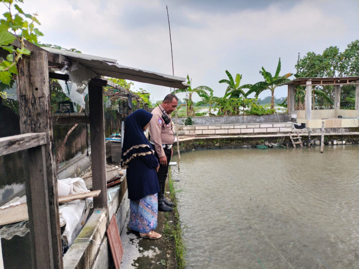 Polisi Sidoarjo Dorong Warga Budidaya Ikan Nila untuk Ketahanan Pangan Mandiri