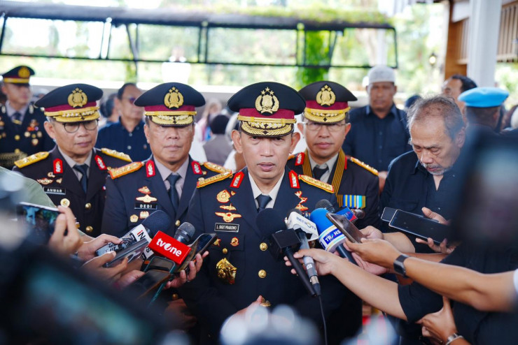 Hadiri Pemakaman Kapolri Pesan Eyang Meri Jadi Inspirasi dan Semangat Keluarga Besar Polri